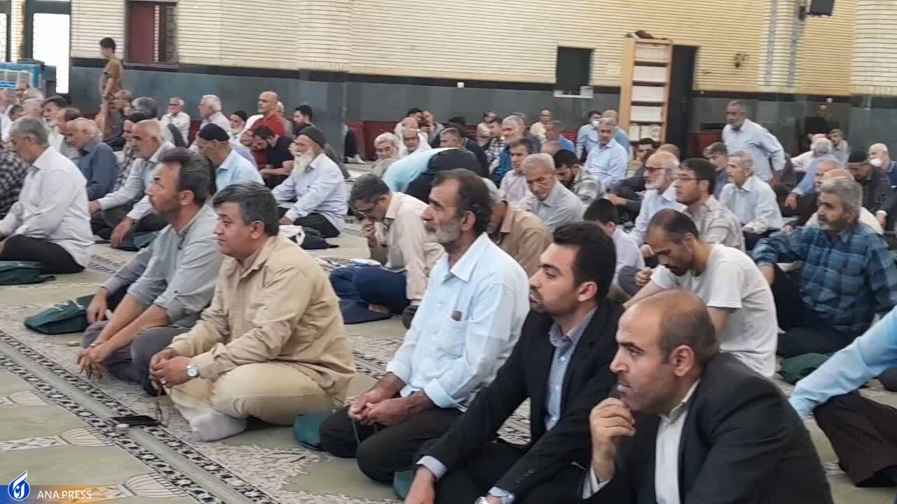 مسئولان از ساده‌زیستی و مردم‌داری امام خمینی(ره) درس بگیرند