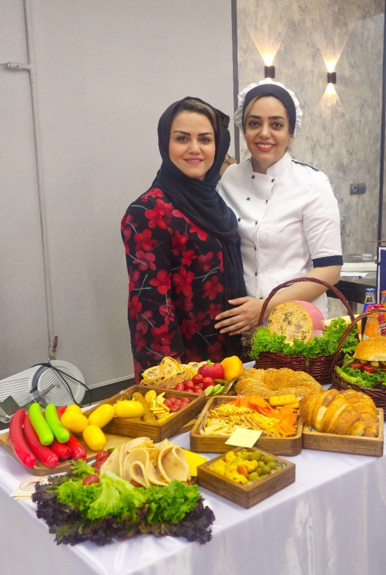 دوره آموزش سوسیس و کالباس در اصفهان