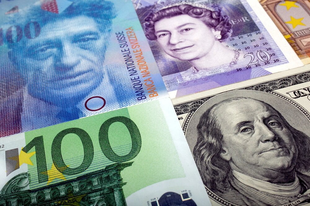 یورو و پوند ریخت - ایسنا
