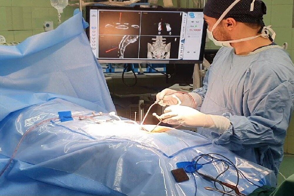 اعتماد جامعه جراحان ایرانی به ربات‌های جراح بعد از ۱۲ سال تحقیق/جراحی صورت و ارتوپدی با ربات‌ها