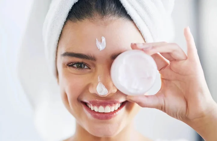 Use of gel in skin routine