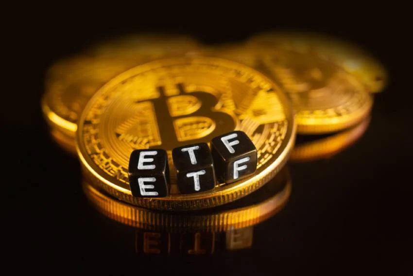 کاهش ۸۰ درصدی سرمایه‌ گذاری در ETF بیت‌ کوین