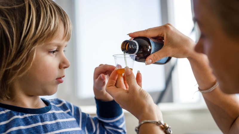 وجود ترکیبات سمی در برخی شربت‌ های سرفه؛ بررسی خطرات بالقوه برای سلامت کودکان